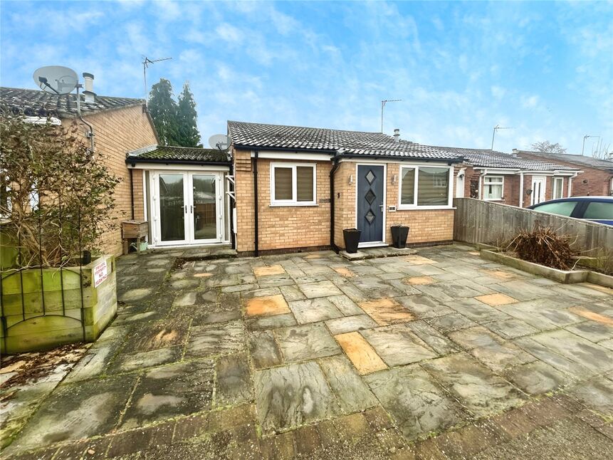 2 bedroom Detached Bungalow for sale