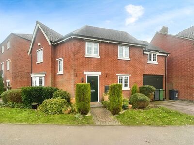 Willow Road, 3 bedroom Detached House to rent, £1,300 pcm