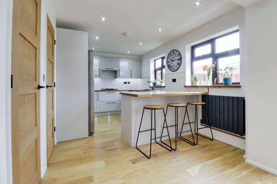 Kitchen Area / Dining Area