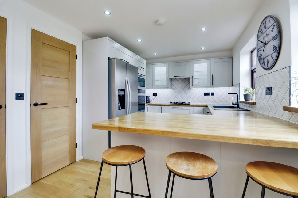 Kitchen Area / Dining Area