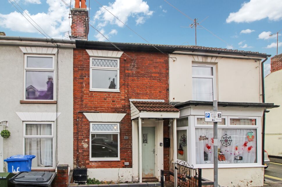 Main image of 3 bedroom Mid Terrace House to rent, Lowestoft, Suffolk, NR32