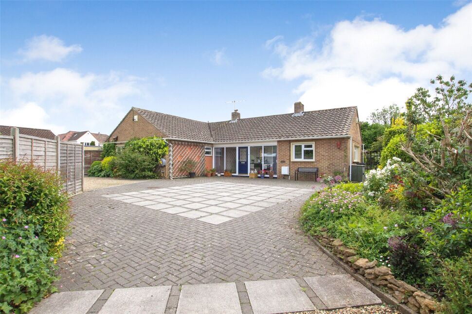 5 bedroom Detached Bungalow for sale