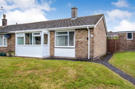 2 bedroom Semi Detached Bungalow for sale