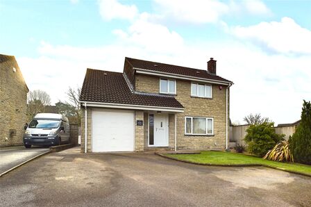 Naishs Cross, 4 bedroom Detached House for sale, £500,000