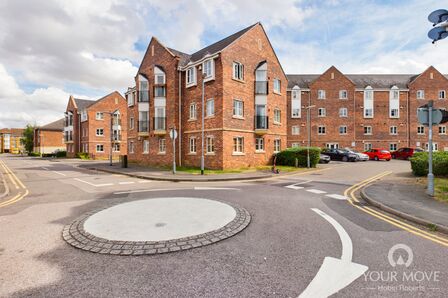 Henry Bird Way, 2 bedroom  Flat for sale, £145,000