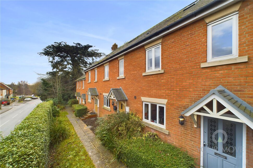 Main image of 3 bedroom Mid Terrace House for sale, Kettering Road, Rothwell, Northamptonshire, NN14