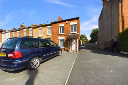 3 bedroom End Terrace House for sale