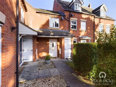 2 bedroom Mid Terrace House for sale