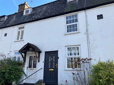 Main Road, 2 bedroom Mid Terrace House for sale, £350,000