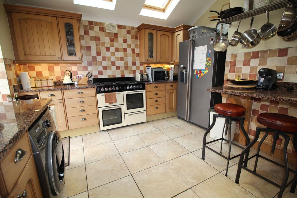 Kitchen / Breakfast Room