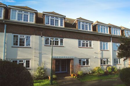 St. Marys Close, 2 bedroom  Flat for sale, £195,000