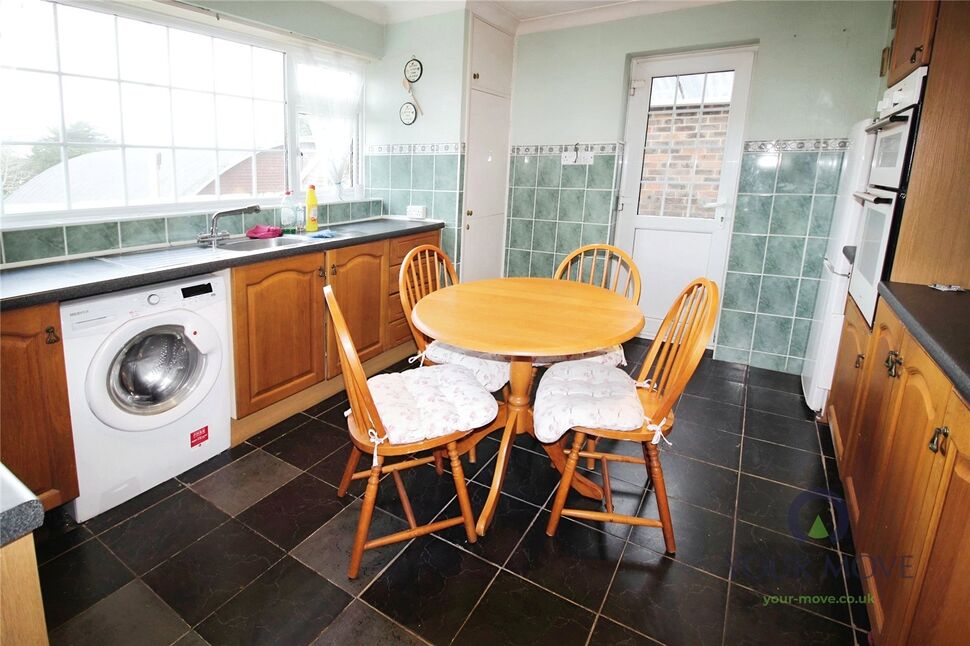 Kitchen / Breakfast Room