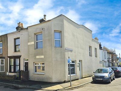 Ashburnham Road, 2 bedroom End Terrace House for sale, £229,500