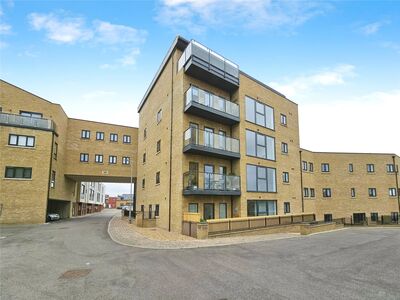 Millers Hill, 1 bedroom  Flat for sale, £170,000