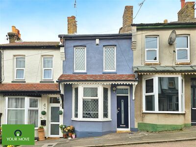 2 bedroom Mid Terrace House for sale