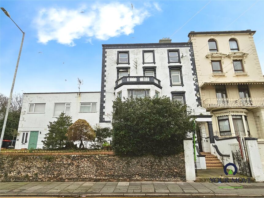 Main image of 3 bedroom  Flat for sale, Victoria Road, Ramsgate, Kent, CT11