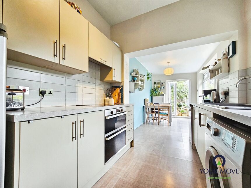 Kitchen / Breakfast Room