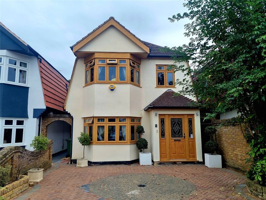 Main image of 4 bedroom Detached House for sale, Haynes Road, Hornchurch, RM11