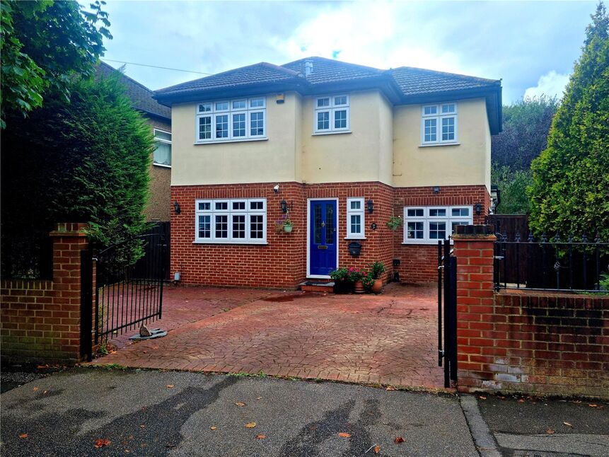 Main image of 4 bedroom Detached House for sale, Osborne Road, Hornchurch, RM11