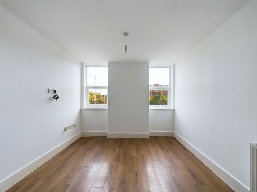 Kitchen / Living Room