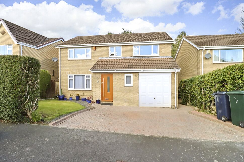 Main image of 4 bedroom Detached House for sale, Spen Burn, High Spen, Tyne and Wear, NE39