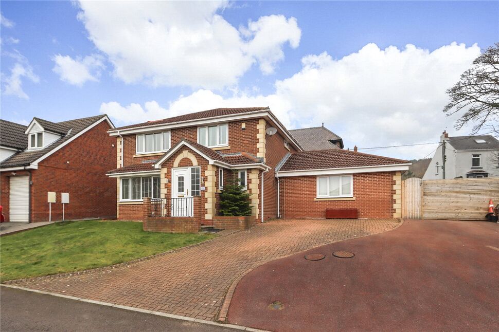 Main image of 4 bedroom Detached House for sale, Burnwood Close, Chopwell, Tyne and Wear, NE17