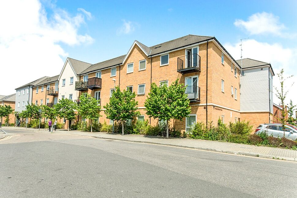 Main image of 2 bedroom  Flat for sale, Diamond Close, Sittingbourne, Kent, ME10