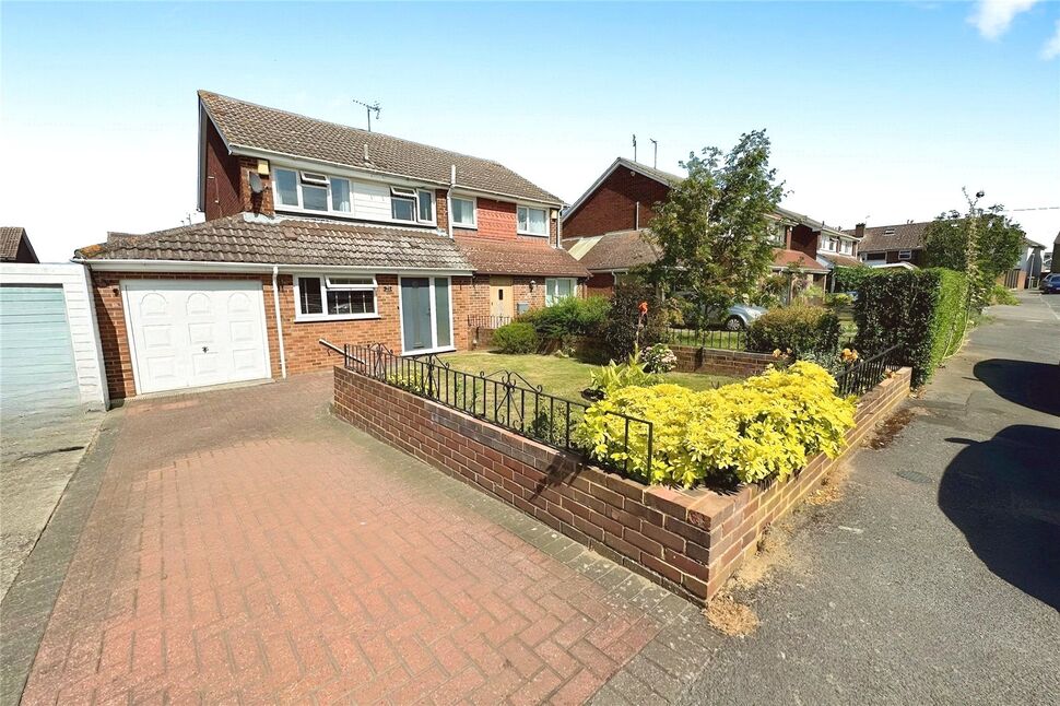 Main image of 3 bedroom Semi Detached House for sale, Roper Road, Teynham, Kent, ME9