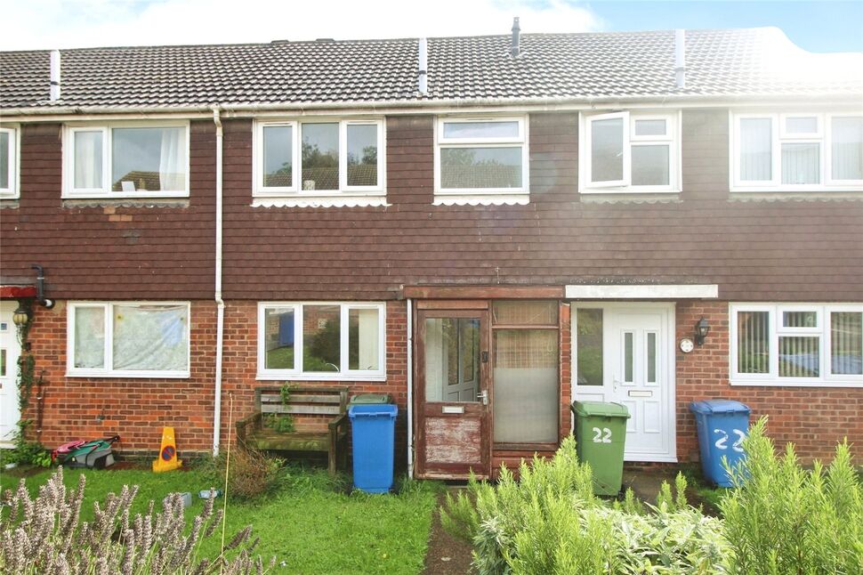 Main image of 2 bedroom Mid Terrace House for sale, Walmer Gardens, Sittingbourne, Kent, ME10