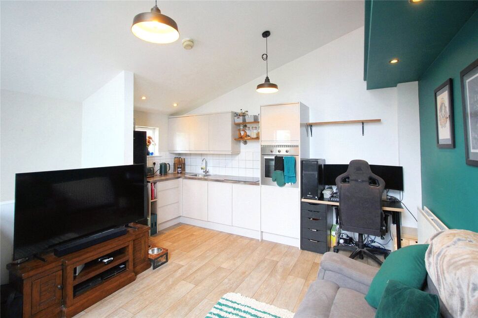 1 bedroom  Flat for sale