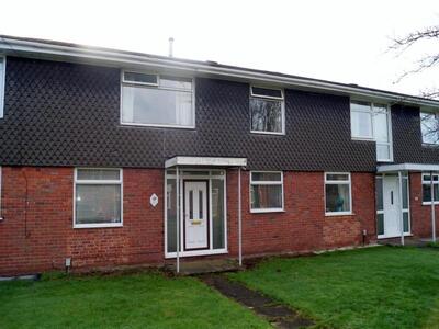 Exeter Street, 3 bedroom Mid Terrace House to rent, £850 pcm