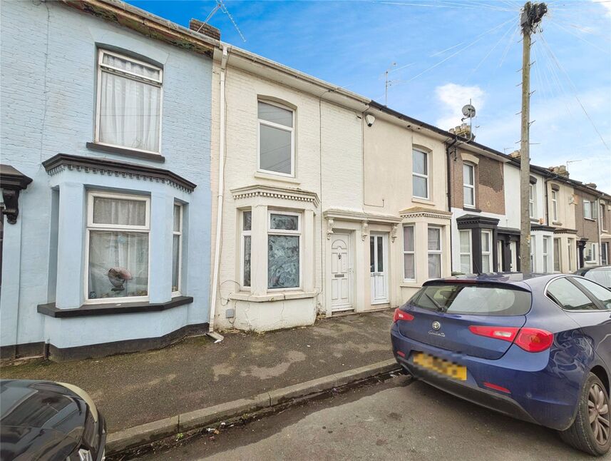 Main image of 2 bedroom Mid Terrace House for sale, Berridge Road, Sheerness, Kent, ME12