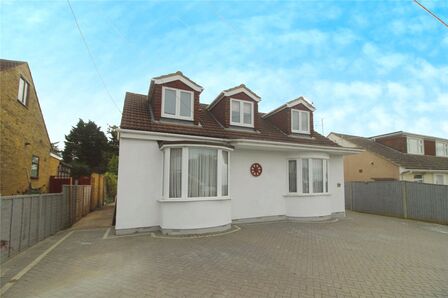 4 bedroom Detached Bungalow for sale