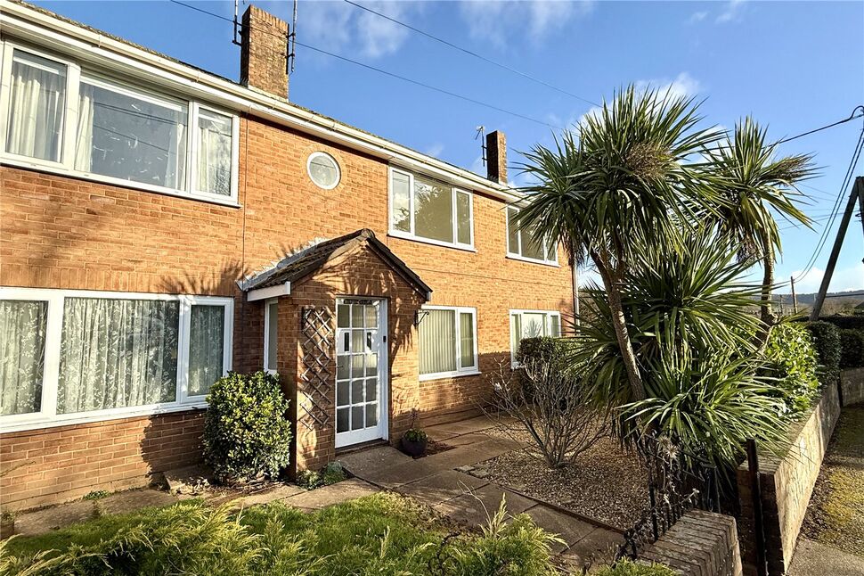 Main image of 2 bedroom  Flat for sale, Exeter Road, Newton Poppleford, Devon, EX10