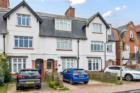 Blackmore View, 4 bedroom Mid Terrace House for sale, £535,000