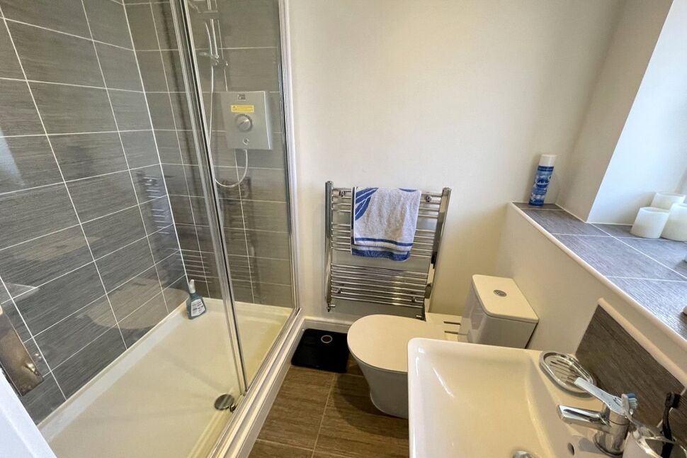 En-Suite Shower / WC