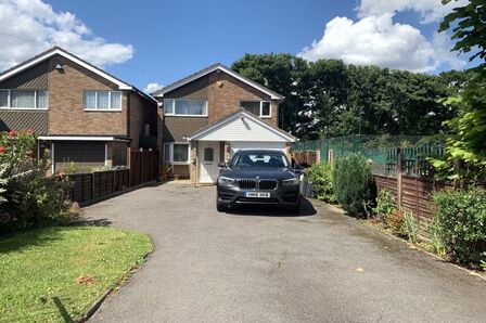 Queens Road, 3 bedroom Detached House for sale, £390,000