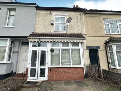 Sladefield Road, 3 bedroom Mid Terrace House for sale, £190,000