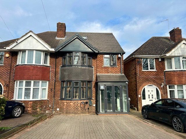 Main image of 6 bedroom Semi Detached House for sale, Beaufort Avenue, Birmingham, West Midlands, B34