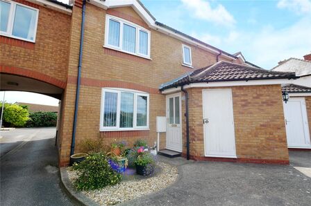 Brittain Court, 2 bedroom  Flat for sale, £119,999