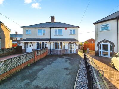 Burnhays Road, 3 bedroom Semi Detached House to rent, £895 pcm