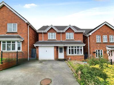 3 bedroom Detached House to rent