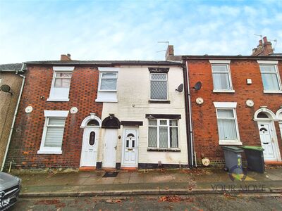 Knight Street, Tunstall, 2 bedroom Mid Terrace House to rent, £725 pcm