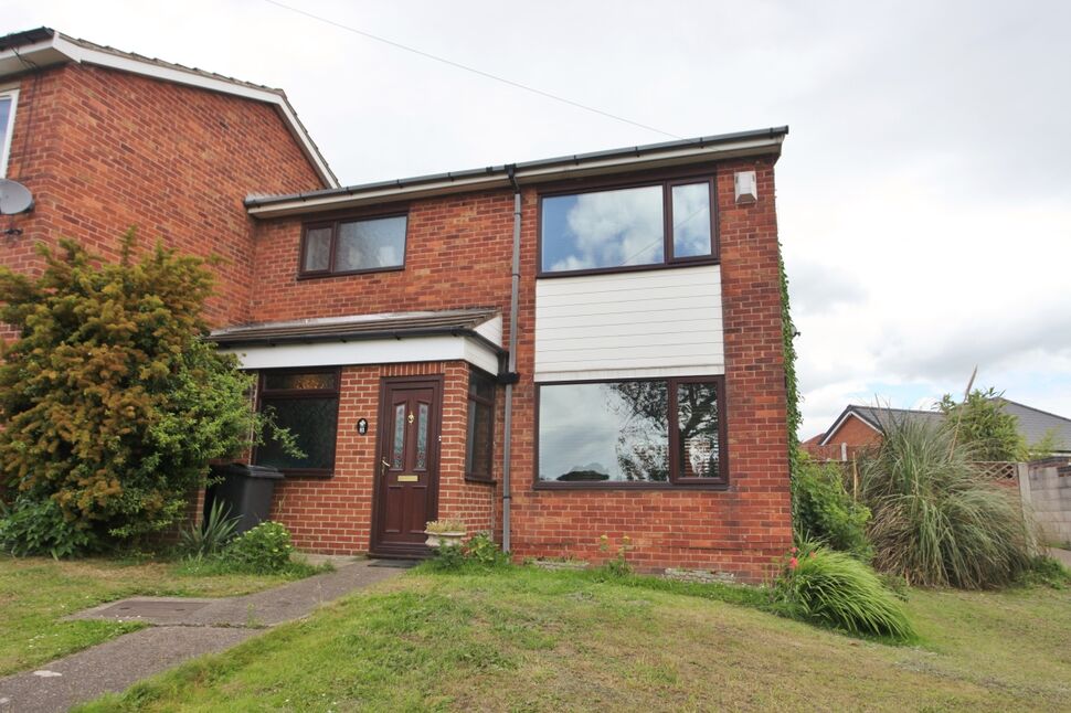 Main image of 3 bedroom Mid Terrace House to rent, Warren Vale Road, Swinton, South Yorkshire, S64