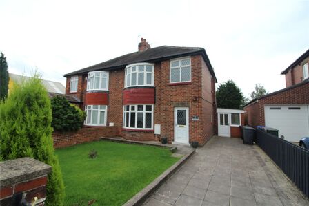 3 bedroom Semi Detached House to rent