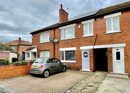 3 bedroom Mid Terrace House for sale