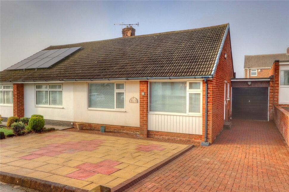 Main image of 2 bedroom Semi Detached Bungalow for sale, Arncliffe Gardens, Newcastle upon Tyne, Tyne and Wear, NE5