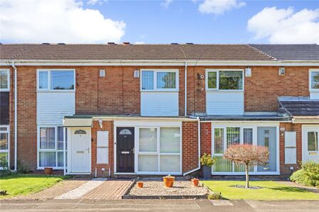 2 bedroom Mid Terrace House for sale