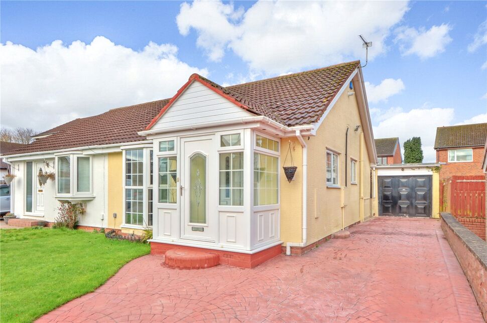 2 bedroom Semi Detached Bungalow for sale