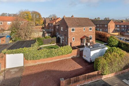 Haughton Crescent, 3 bedroom Semi Detached House for sale, £155,000